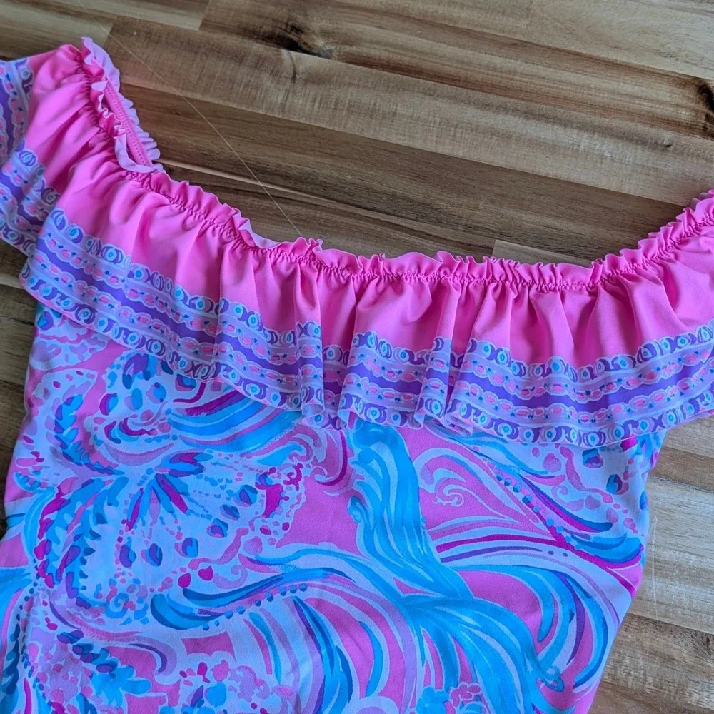 Lilly‎ Pulitzer Pink Paisley Off The Shoulder One Piece Swimsuit Size 8